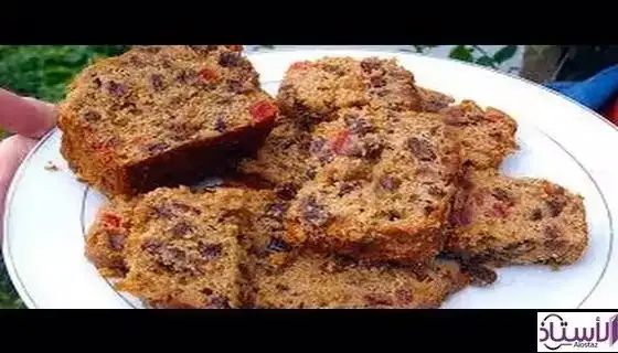 How-to-make-cinnamon-cake-with-dried-fruits