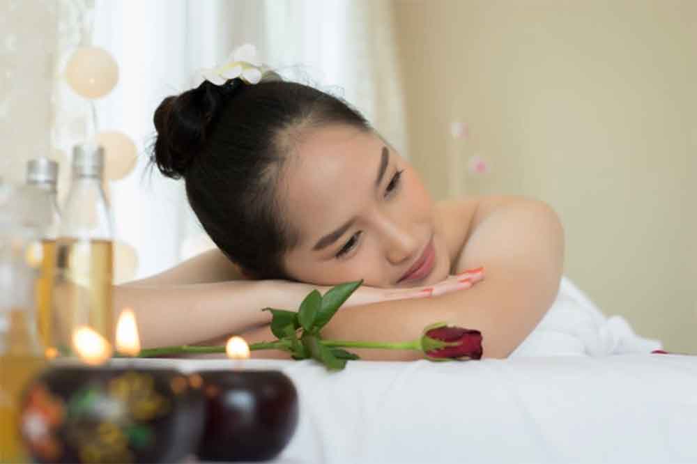 close-up-young-beautiful-woman-relaxing-during-spa-treatment