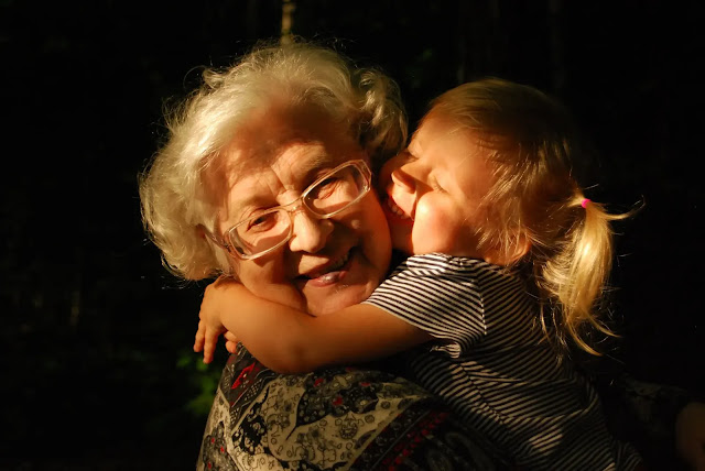 Ya es oficial: La ciencia dice que las abuelas son buenas para ti