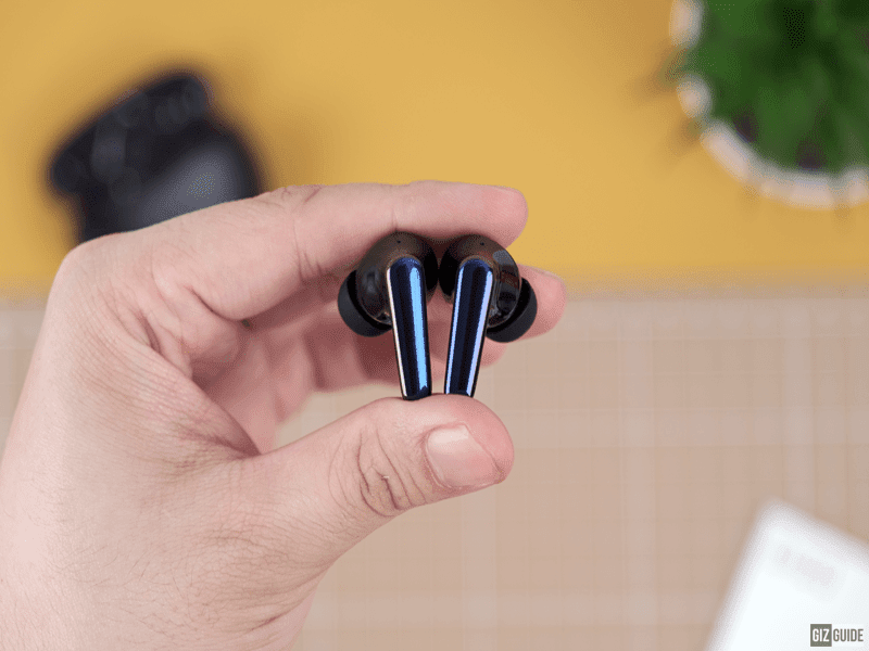 "Natural Light" design of the earbuds