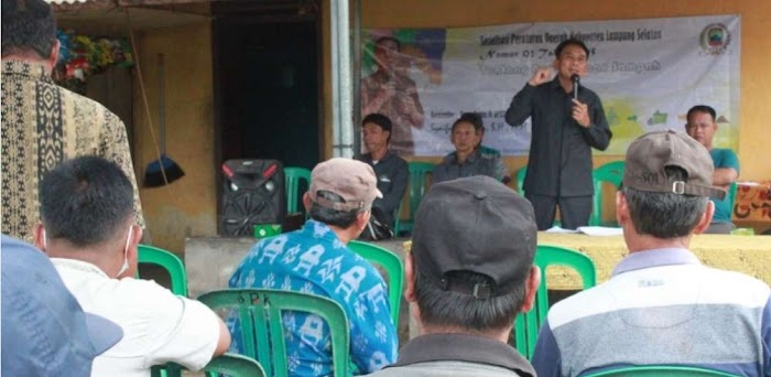 Ketua Komisi VI DPRD Lampung Selatan Gelar Sosper Pengelolaan Sampah