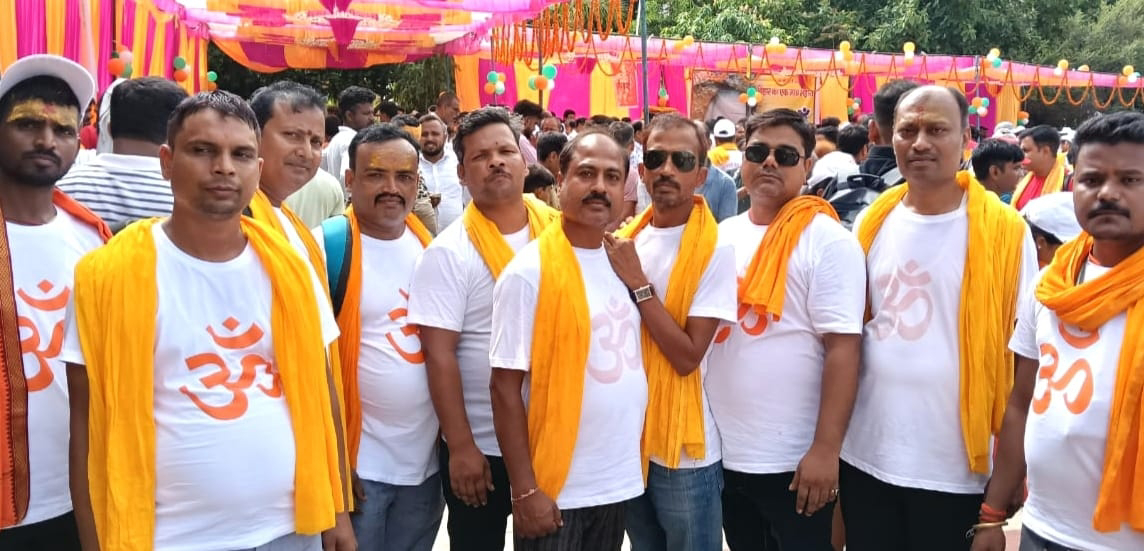 News:11 सदस्यों के जत्थे का एक दल बाबा बर्फानी के दिव्य दर्शन हेतु अमरनाथ यात्रा के लिए हुआ रवाना