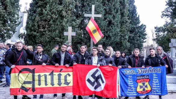 Los neonazis vuelven a tomar el cementerio de La Almudena..