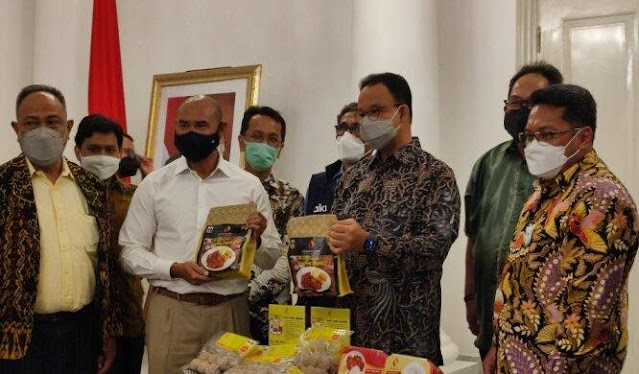 Penuhi Kebutuhan Jakarta, Anies Pilih Daging Sapi NTT Ketimbang Impor