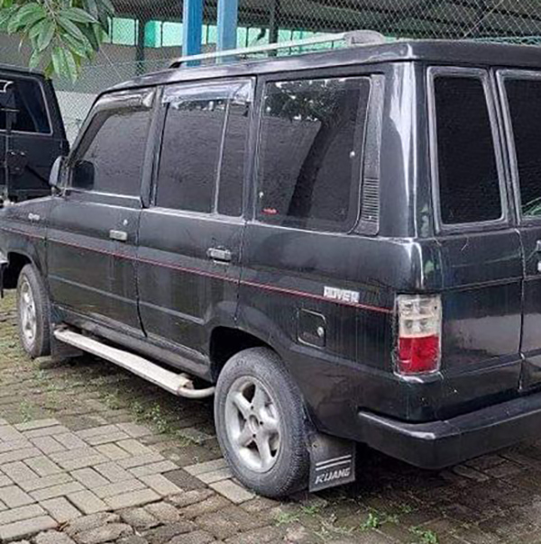 Toyota Kijang Rover GRX