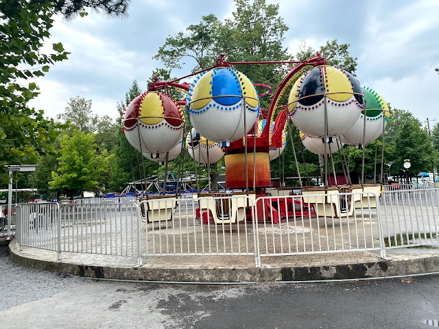 Balloon Race Ride at Knoebels Amusement Park