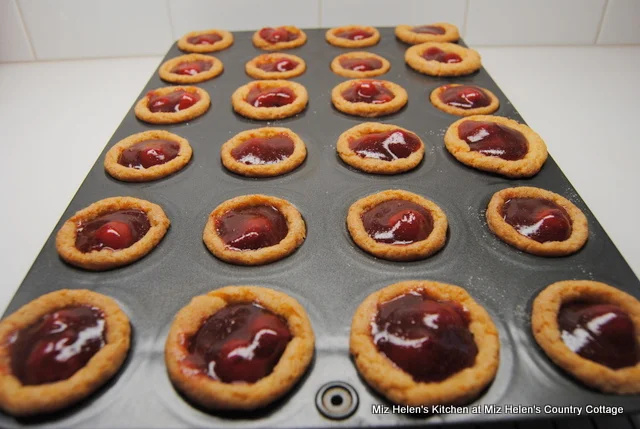 Cherry Cookie Cups at Miz Helen's Country Cottage