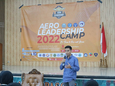 Direktur PT AMT Mengisi Workshop SMK3 pada Acara Aero Leadership Camp 2022 PN INDO