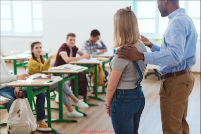 teks perkenalan diri bahasa indonesia