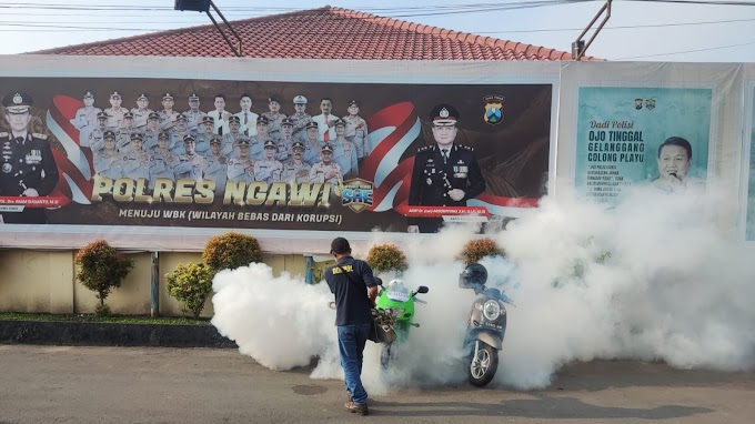 Sidokkes Polres Ngawi Lakukan Fooging Cegah Wabah DBD