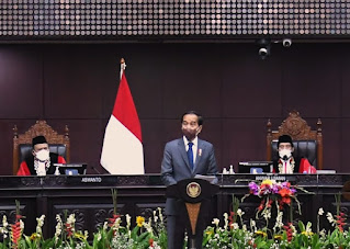 Presiden Jokowi Apresiasi MK dalam Percepatan Transformasi Peradilan Digital Saat Pandemi