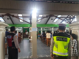 Polsek Jetis amankan Misa di Gereja Santo Albertus Yogyakarta