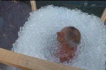 Lithuanian man sits in ice for 3 hours to break world record
