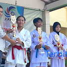 Prestasi O2SN, Siswi SMPN 1 Parungkuda Raih Juara Pertama Karate Menuju ke Tingkat Kabupaten