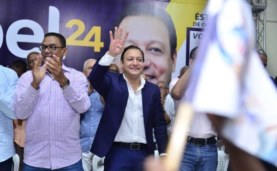 A. Martínez: “Garantizamos la vuelta al poder de un PLD nuevo»
