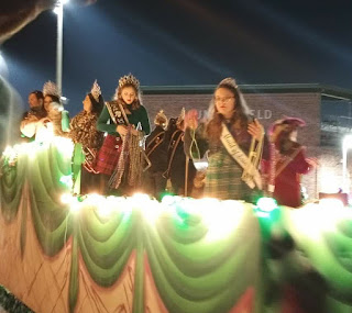 omega queens float 1