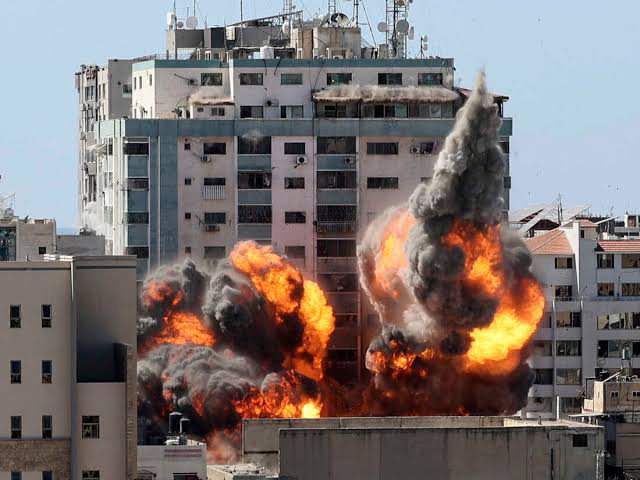 Tragedy Unfolds in Gaza's Maghazi Refugee Camp as Death Toll Rises