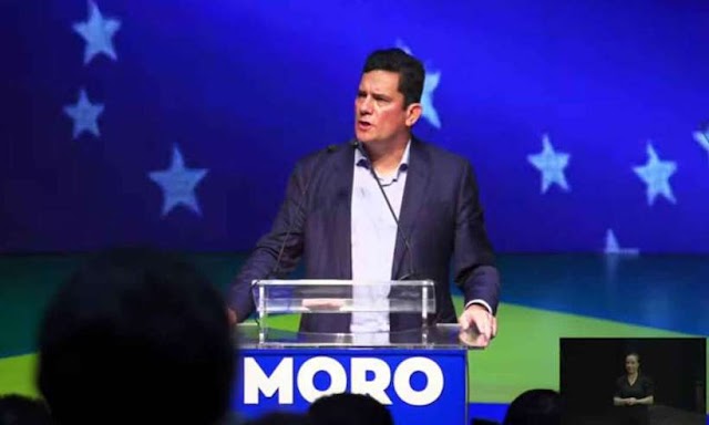 SÉRGIO MORO SE FILIA AO PODEMOS