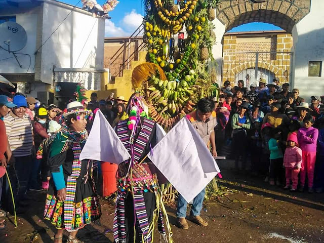 Straßenkarneval in Ravelo Bolivien