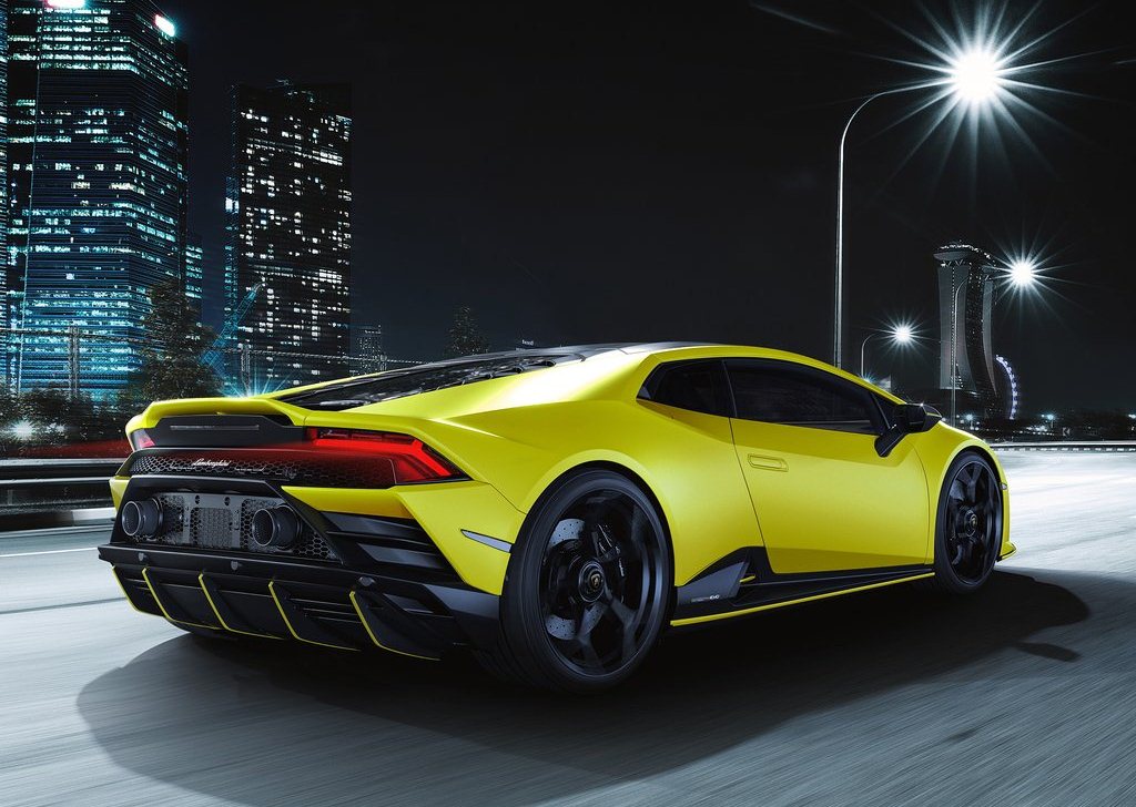 2021 Lamborghini Huracan Evo Fluo Capsule