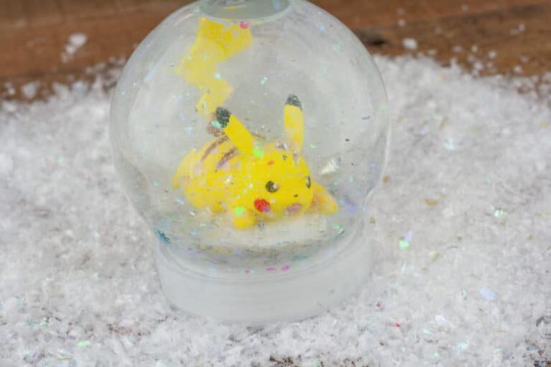 Pokemon snowglobe craft