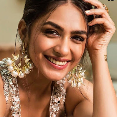 Mrunal Thakur