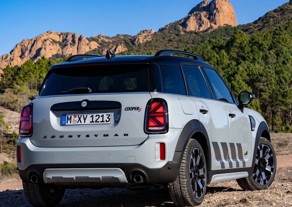 2022 Mini Countryman Cooper S ALL4 Untamed Edition