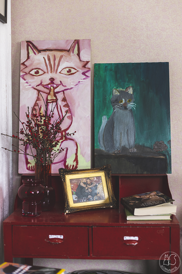 Oravanpesä maalaus taulu Katja Tukiainen kissataulu kissamaalaus ilexia Välkky Tamara Aladin