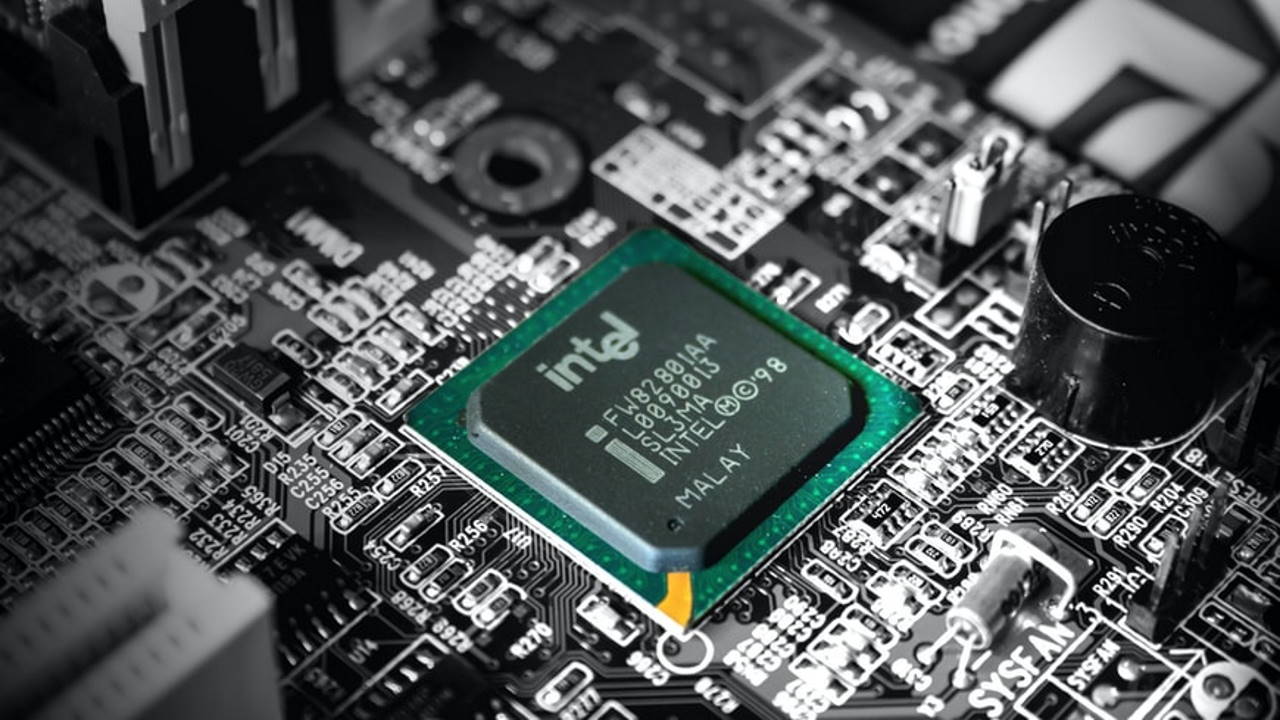 7 Urutan Processor Laptop Intel Terbaru, Super Kencang!
