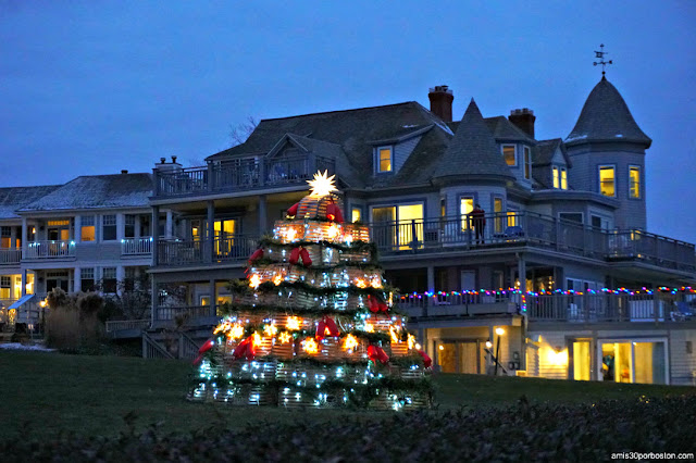 Árbol de Navidad de Trampas de Langostas en Ogunquit, Maine