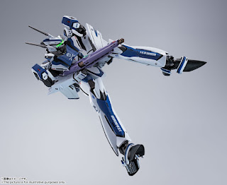 DX Chogokin VF-25 Messiah Valkyrie WORLDWIDE Anniv. from Macross series, Bandai