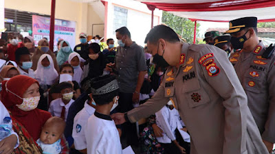 Kapolda Banten bersama Kapolresta Tangerang pantau Vaksinasi Serentak Indonesia di Solear