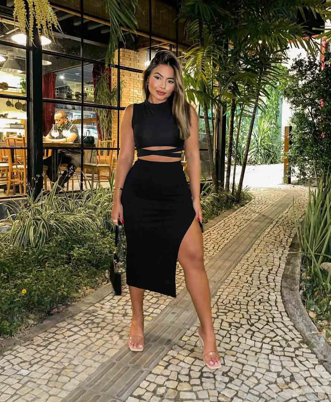 Looks básicos e estilosos para usar em barzinho