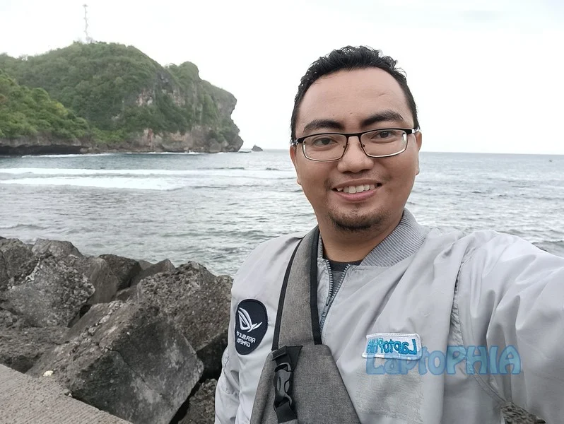 Hasil Foto Kamera Depan Xiaomi Redmi Note 11 Pro