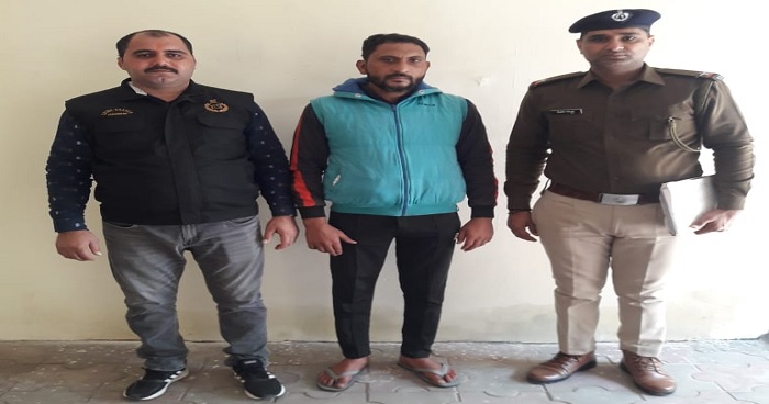 crime-branch-dlf-arrested-accused