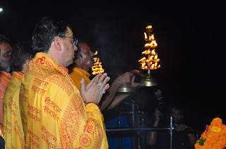 CM uttarakhand pushkar dhaami participated in Saryu Aarti Ayodhya