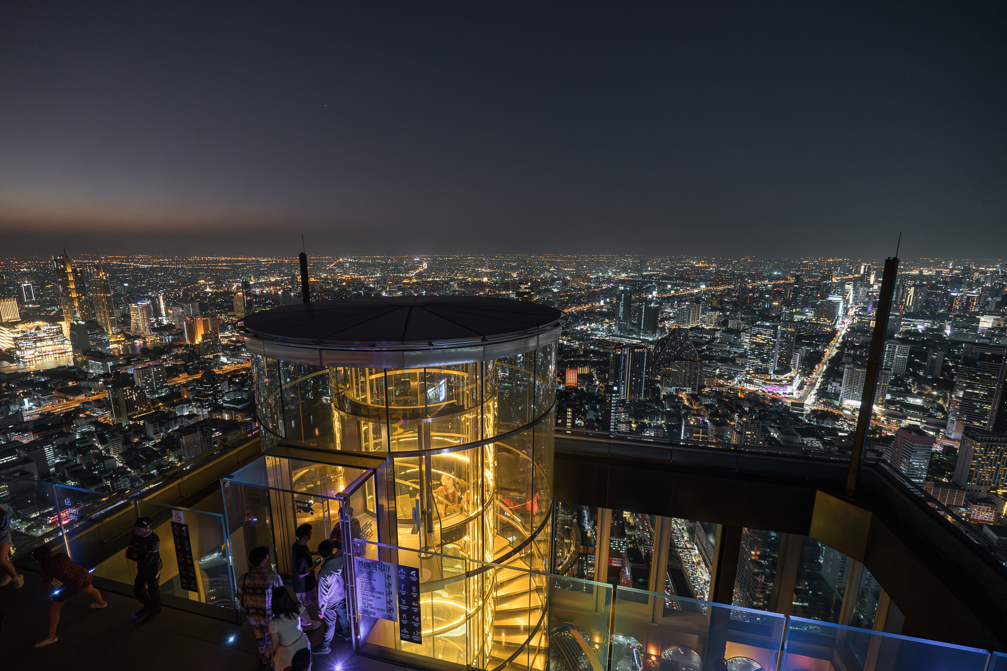 泰國｜王權瑪哈納功大廈 King Power Mahanakhon Skywalk