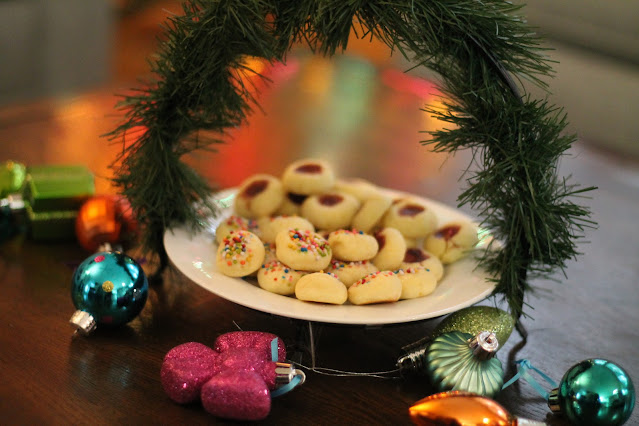 12 Days of Christmas Cookies @www.thecookiecouture.com