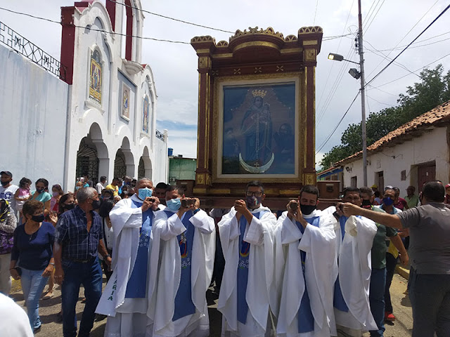 MISA DE LOS INDIOS Y DEL CLERO SE LLEVÓ A CABO EN AREGUE