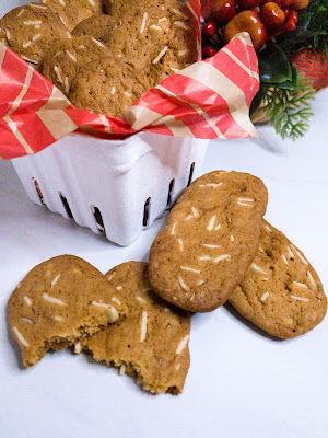 Almond Slice Cookies - close up