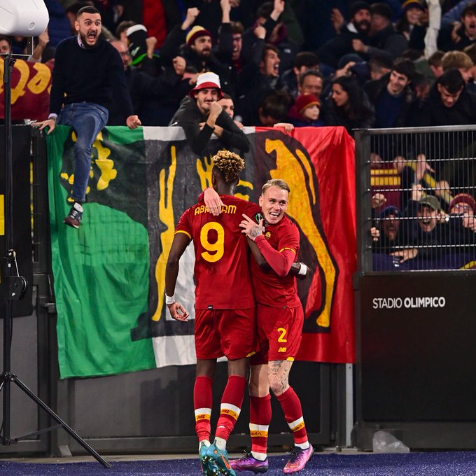 The Italian teams, Roma, drew with Vitesse Arnhem of the Netherlands positively, 1-1, in the Olympic match in the second leg of the 16th round of the European Conference League for the current season 2021-2022.  The goals of the match came through Maximilian Wittek in the 62nd minute of the match for Vitesse, while Tammy Abraham scored Roma's killer goal in the 90th minute of the match.  The first leg ended with Roma winning with a clean goal in the match that was held between them last week in the Netherlands, which decided the result in his favour, in the total of the two matches. With this result, Roma qualified for the next round of the newly established European Conference League.  Roma played the match with the following formation: "Ruy Patricio; Ibanez, Smalling, Kumbula; Maitland, Niles, Veritot, Mkhitaryan, Fina; Pellegrini, Zaniolo, Abraham."  While Vitesse played the following formation: "Hoe, Dasa, Duekhi, Rasmussen, Vitek; Tronstad, Bazor, Domjoni; Hoesma, Gerbek, Obenda."  According to the global network "Opta" specialized in global football numbers and statistics, and since the 2017/18 season, Roma is the only Italian team capable of reaching the quarter-finals at least three times in a European club competition (UEFA Champions League 17/18, European League 20/21 Conferences League 21/22).