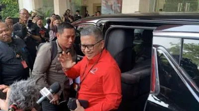 Isu Tiga Periode Kembali Menguat, Hasto dan Bahlil Dinilai Ingin Jerumuskan Jokowi