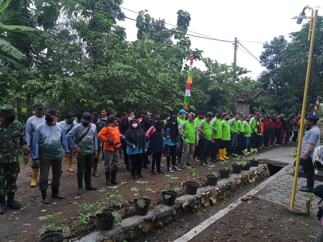 LDII Demak Gerakan Tanam Pohon