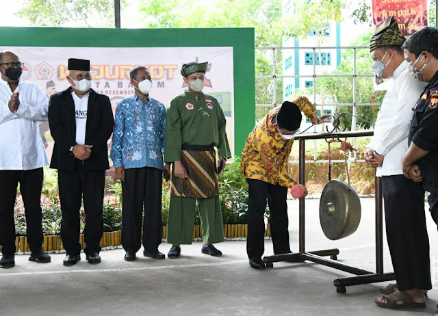 Buka Kejurkot Persinas Asad, Ini Pesan Yang Disampaikan Gubernur Ansar