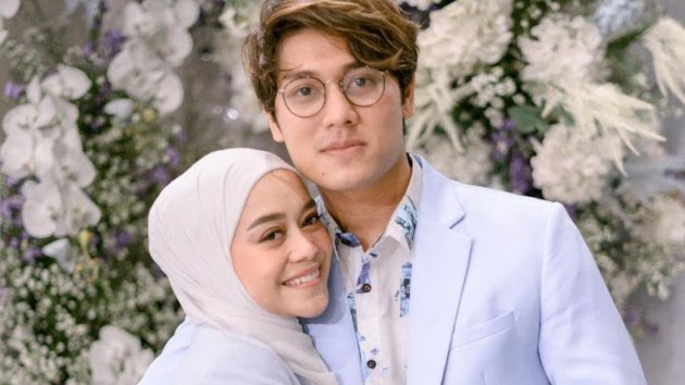 Rizky Billar Tampil Kece Saat Boyong Lesti Kejora dan Keluarga Liburan ke Turki, Harga Sepatu yang Dikenakan Sang Aktor Bikin Melongo