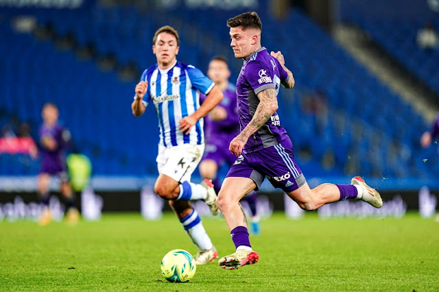 Cristo González perdió una oportunidad clarísima por no ceder el balón a Sergio León. REAL SOCIEDAD DE FÚTBOL B 0 REAL VALLADOLID C. F. 2 Domingo 19/12/2021: 18:15 horas. Campeonato de Liga de 2ª División, jornada 21. San Sebastián, Guipúzcoa, Reale Arena