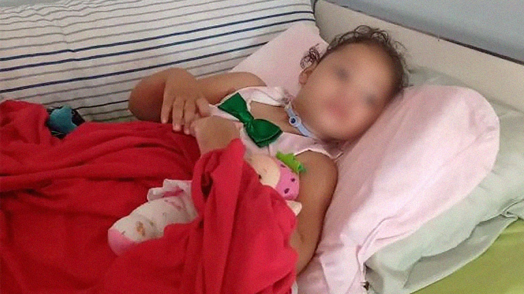 Mãe e padrasto são condenados por agressões que deixaram bebê em estado vegetativo