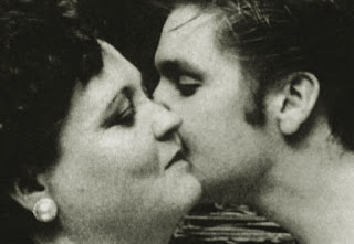 Gladys Love Smith Presley e Elvis