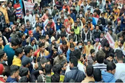 Faridabad News : शिक्षण संस्थान खोलने की मांग को लेकर छात्रों का जोरदार प्रदर्शन