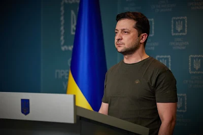 “Quem quiser se juntar à defesa da segurança na Europa e no mundo pode vir e ficar lado a lado com os ucranianos contra os invasores do século 21.” PRESIDENTE DA UCRÂNIA VOLODYMYR ZELENSKY